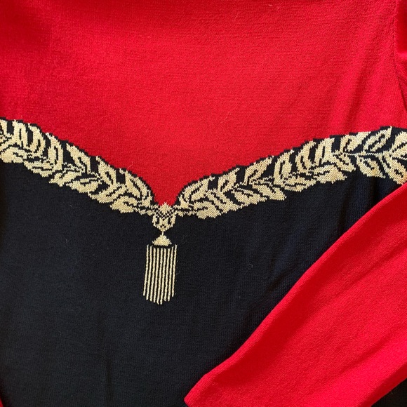 St. John size Medium, great for Christmas or holiday time!! Must see!! - Picture 4 of 6